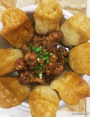 饭店地锅鸡和贴饼子的正宗做法，风靡大江南北的一道硬菜“地锅鸡”最正宗的做法