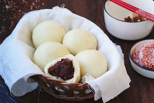 红豆包子馅怎么做，制作红豆包子简单又好吃