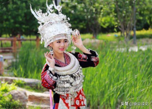 湘西三大蛊谜，云南虫谷里的痋术和苗人的蛊术哪个更厉害