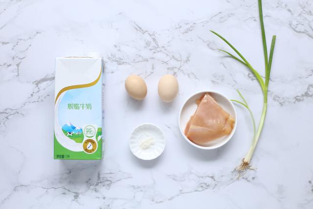 鸡蛋羹最新做法，鸡蛋羹这样做奶香扑鼻