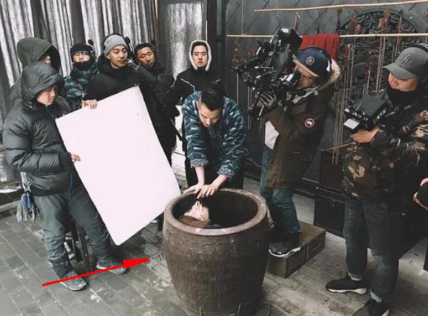 李现为什么没参加河神2，河神2李现被换角