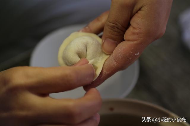 素馅元宝馄饨做法，元宝馄饨简单食材