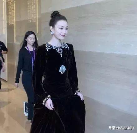 王力宏夸刘亦菲，刘亦菲素颜又上热搜