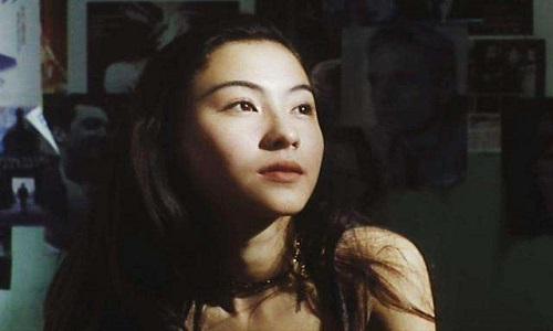 食神周星驰经典喜剧电影，致使电影《食神》票房大捷