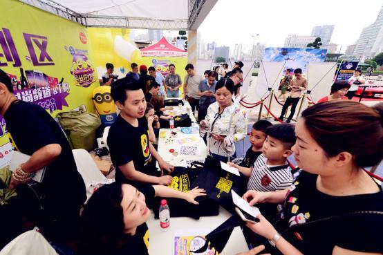 重庆卫视欢迎你来啦，重庆电视台时尚频道粉丝节又来啦