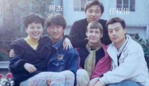雪姨王琳越来越迷人了，大秀舞姿自信迷人