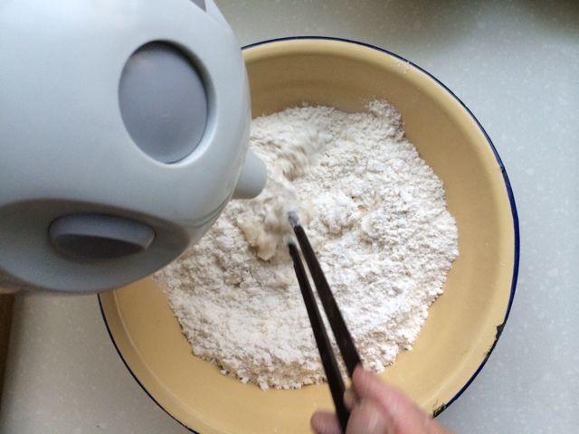 怎样做酥脆香甜的油饼，油饼家常做法外皮酥脆可口