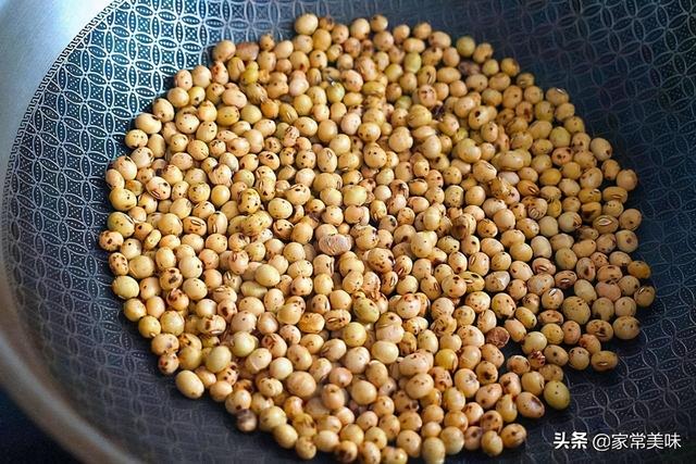 黄豆酱怎么做好吃，自己在家制作黄豆酱怎么好吃呢（史上最简单黄豆酱做法）