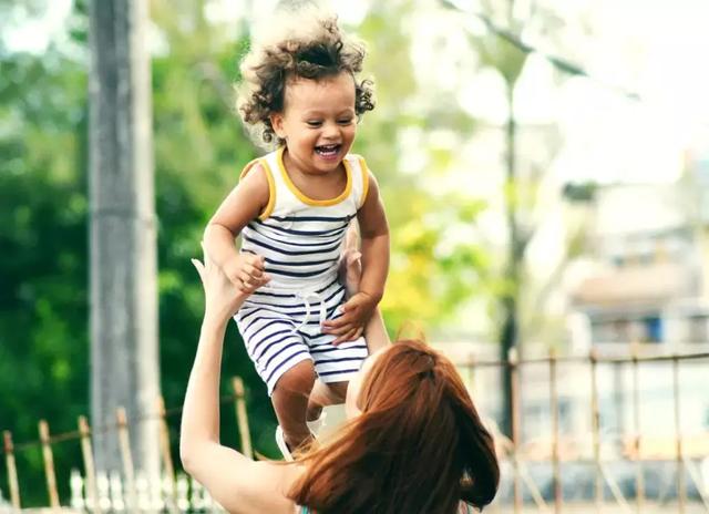 男女小孩标准身高参照表，男女孩最新身高标准表