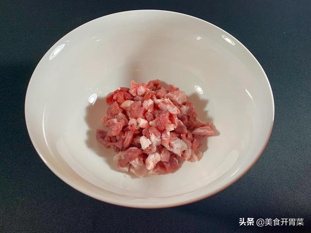 豆角怎么炒好吃又简单，如何炒豆角又好吃又好看（大厨告诉你诀窍都有啥）