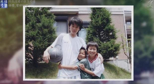 菅田将晖颜值巅峰，桐山涟和菅田将晖的形象太经典