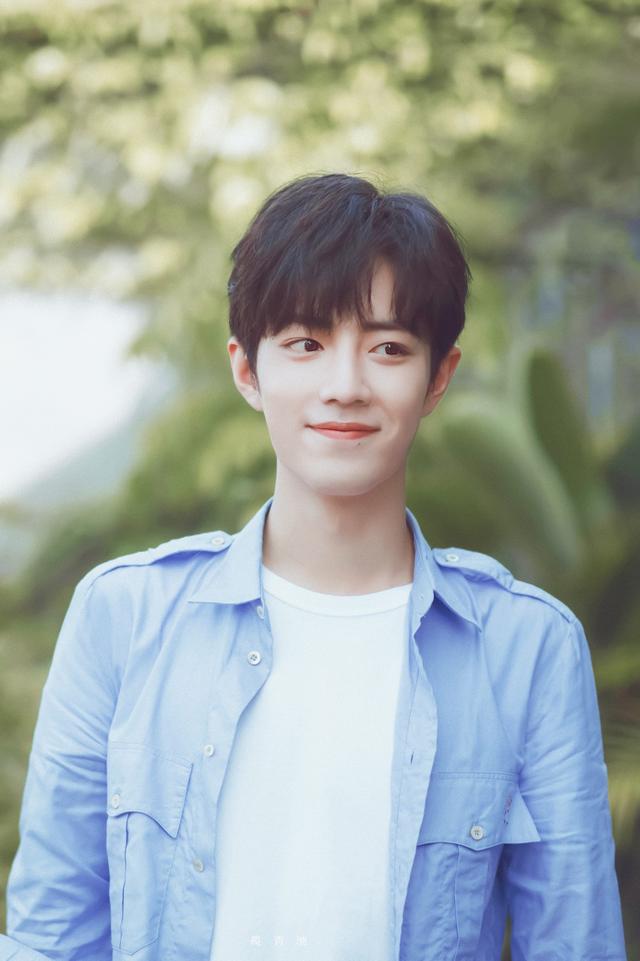 肖战古装造型为什么都差不多，肖战的古装太惊艳了