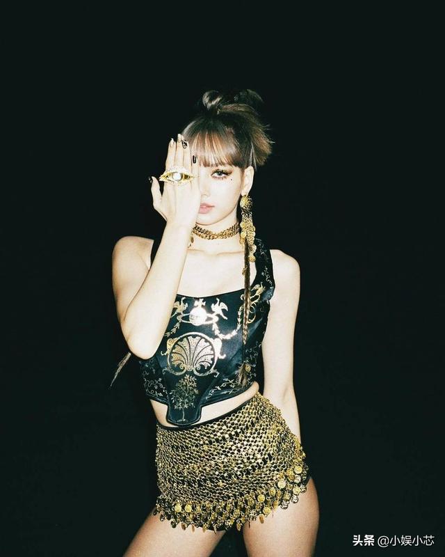 lisa新单曲lalisa打歌舞台，LISA专辑主打歌LALISA上线