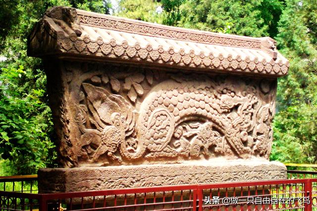 北海公园景点介绍，北海公园旅游攻略（北京周末去哪儿——北海公园）
