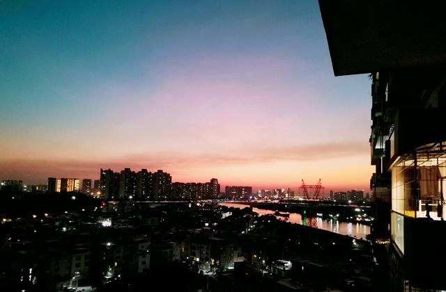 广东车牌是按照经济排的嘛，广东曾有3种车牌号的城市