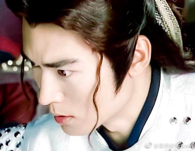 焦恩俊凭啥都能转，焦恩俊近期微博