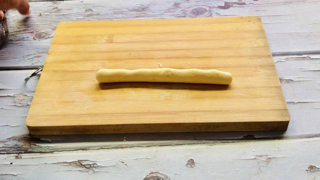 煮汤圆是冷水下锅还是热水下锅，汤圆是冷水下锅还是热水下锅好（难怪汤圆总是露馅）