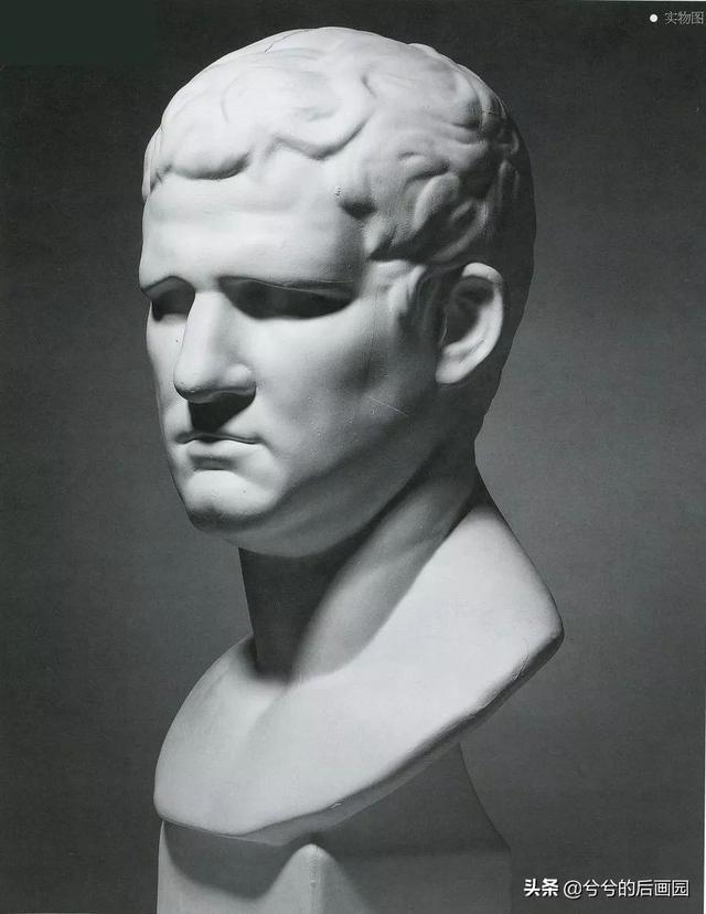 素描石膏头像4个阶段，常见石膏素描头像