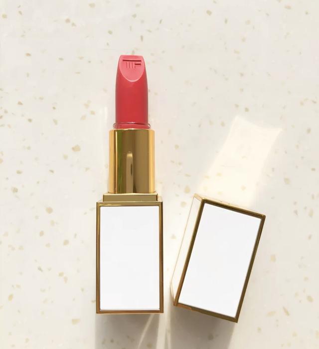 口红保质期多久，大牌口红一般什么时候过期（所有女生都关心的问题——口红会过期吗）
