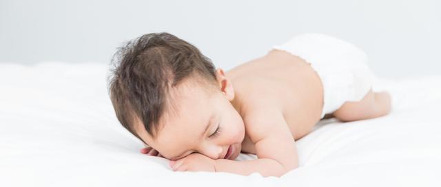 宝宝的发育会经历几个阶段，宝宝发育时间表