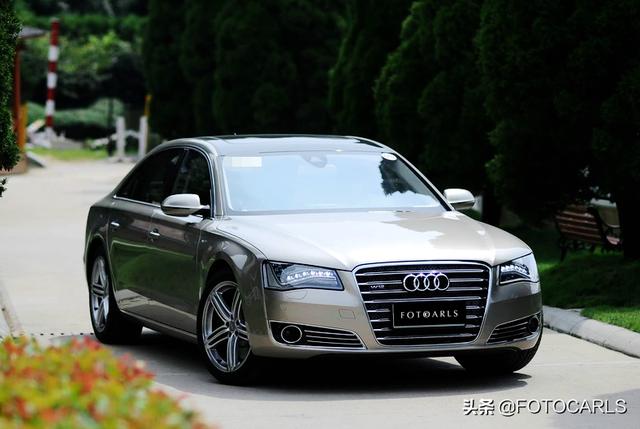 奥迪a8lw12，全新奥迪a8lw12评测（网友：看着比奔驰S气场足）