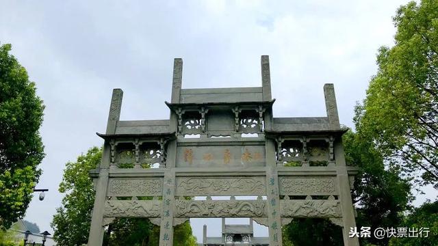 千岛湖适合几天游玩，两天时间，领略千岛湖风光