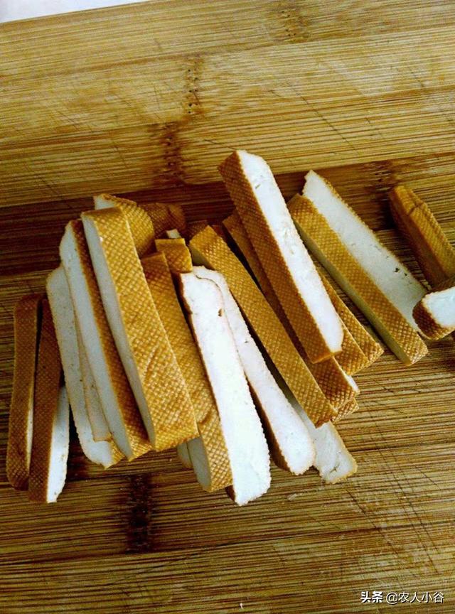 芦蒿带你走进健康美食之旅，芦蒿最好吃的十种做法