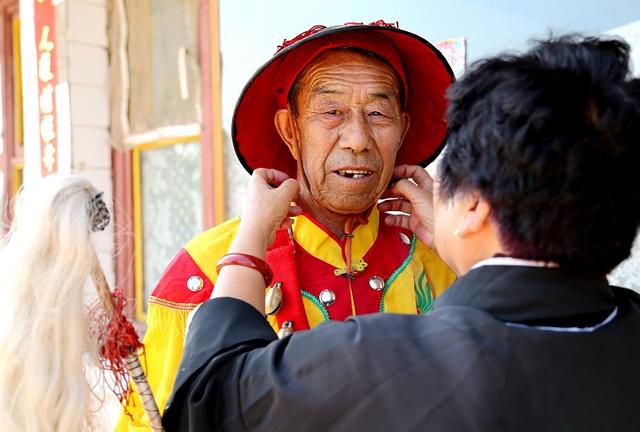 山西扭秧歌鼓乐，杨兴乡“闹”元宵