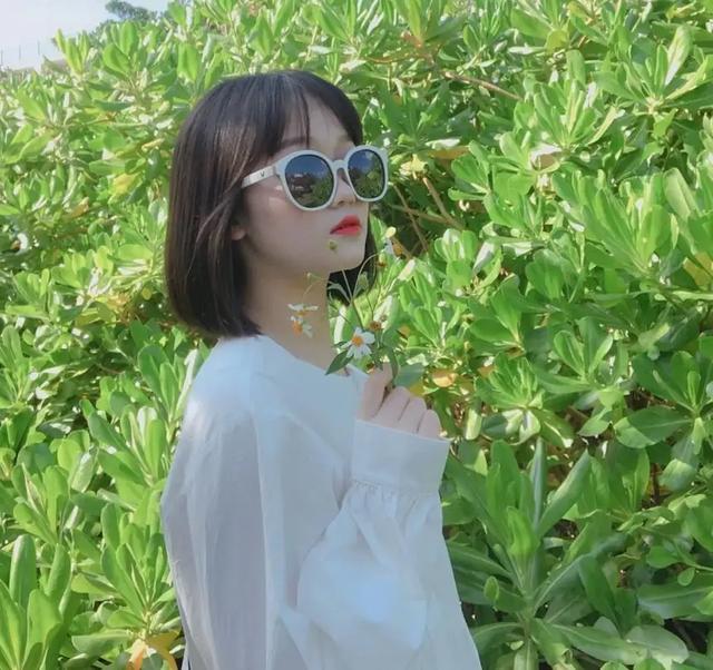 适合发量多头发蓬松女生的短发，适合头发多发质硬的6款短发