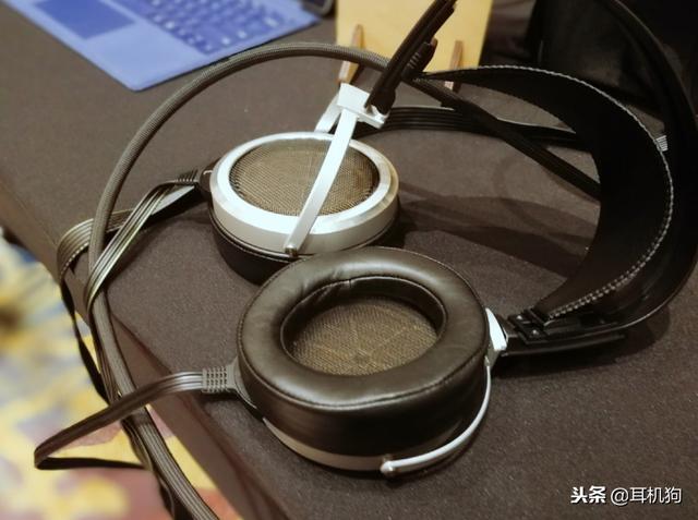 国产头戴耳机十大排行榜，耳机界的隐形富豪