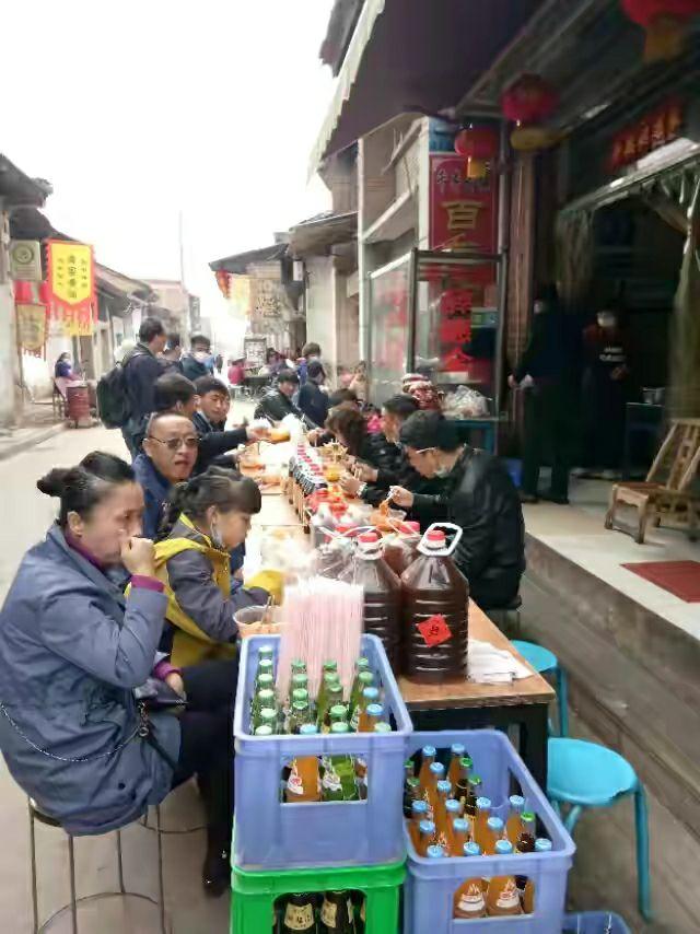 哪家凉皮好吃有名气，哪家凉皮最好吃