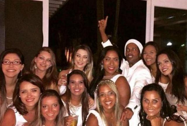 小罗入狱事件，小罗入狱笑容明媚