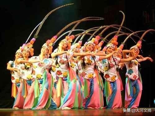 京剧精美的服饰，京剧如此美丽之京剧服饰