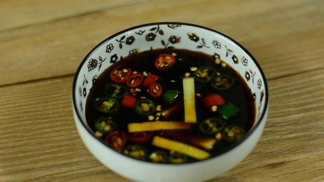 怎么煮活虾才好吃又简单水煮虾，白水煮虾只需掌握这步