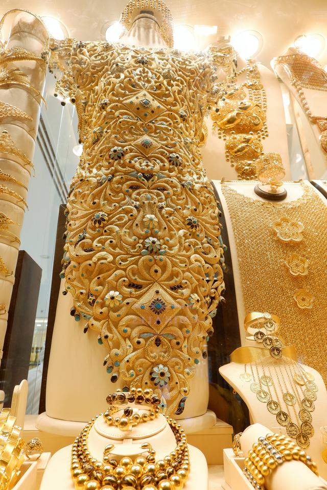 迪拜的黄金为何便宜，迪拜黄金市场多土豪