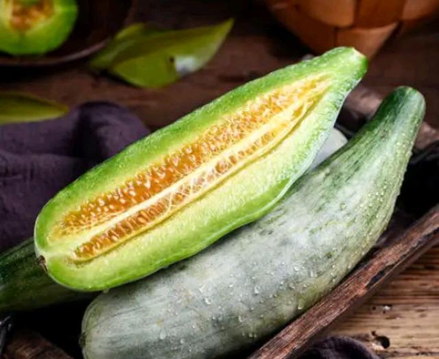 羊角蜜甜瓜挑选方法介绍，甜瓜界的网红“羊角蜜”
