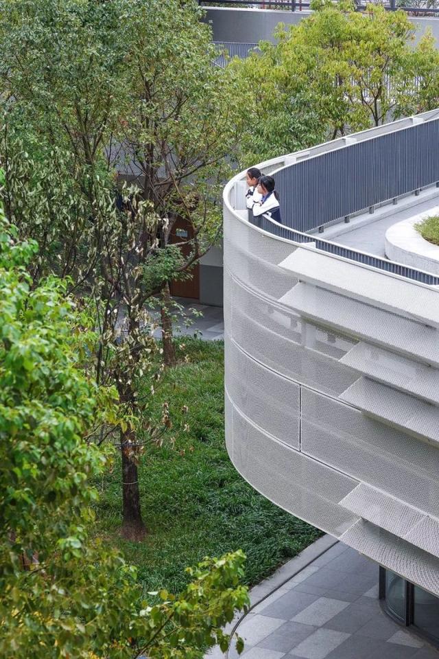 深圳南山外国语学校，深圳外国语学校哪所好（<集团>高级中学二类自主招生专项合格名单及专业合格分数线公示）