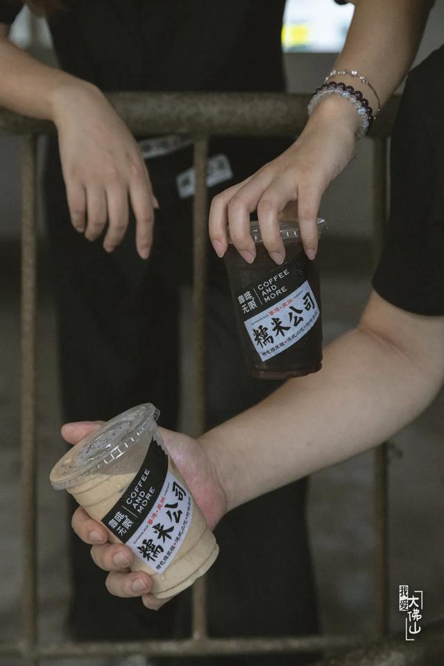 探店1口半个水果，糯米藕探店（贵阳探店\u0026满口水果精华的Ye小野果汁）