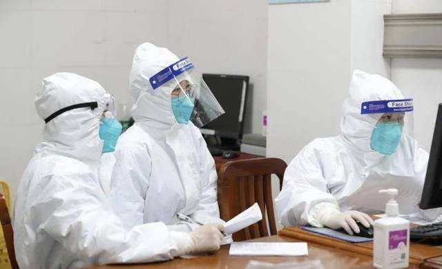 千古绝句最美励志古诗文100字左右，虽千万人吾往矣