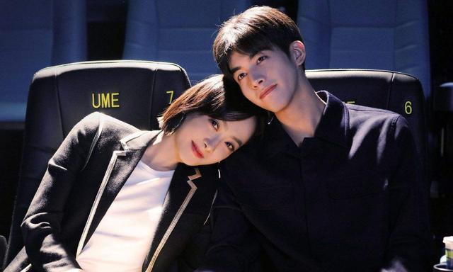 甜甜的年下恋，张新成《微暗之火》再演学霸