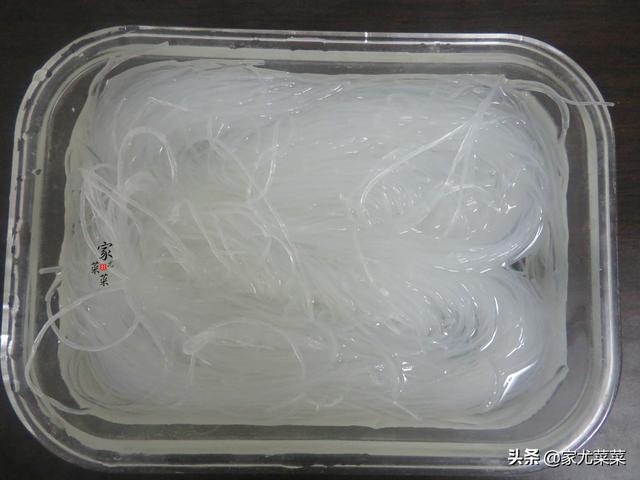 包菜炒粉丝的做法，包菜炒粉丝的做法技巧全告诉你