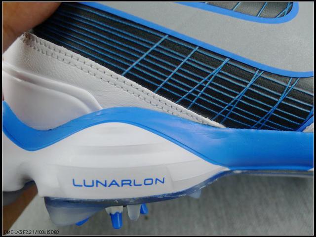 国产各跑鞋品牌当家科技，全球跑鞋品牌中底科技的运用及其发展过程