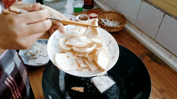 干锅千页豆腐的简单做法，大厨教你在家做干锅千叶豆腐