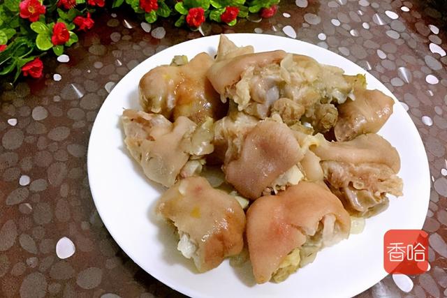 猪蹄炖海带和什么炖好吃，猪蹄学会这样做