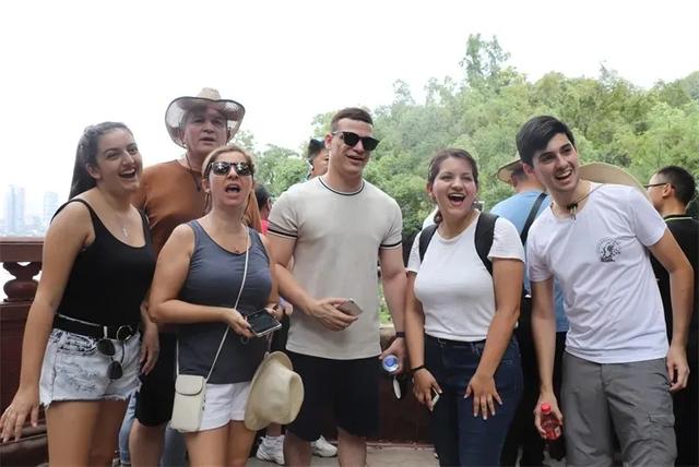 乐山大佛博物馆，这个月去乐山大佛旅游攻略图