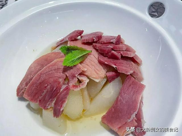 云南最受欢迎的特色美食，这些特色美食最受热捧