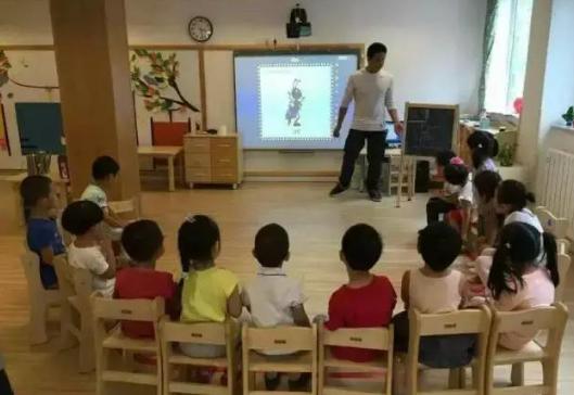 读幼儿园私立好还是公立好，给娃选择幼儿园