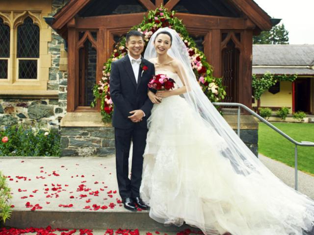 41岁姚晨近照曝光变到让人认不出，姚晨发长文悼念90岁婆婆