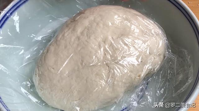 烧饼的家常做法河南烧饼，河南美食吊炉烧饼