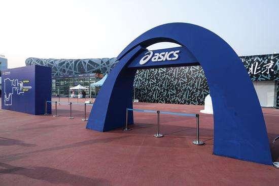 年销2500万双的跑鞋之王，亚瑟士跑鞋是全球第一么